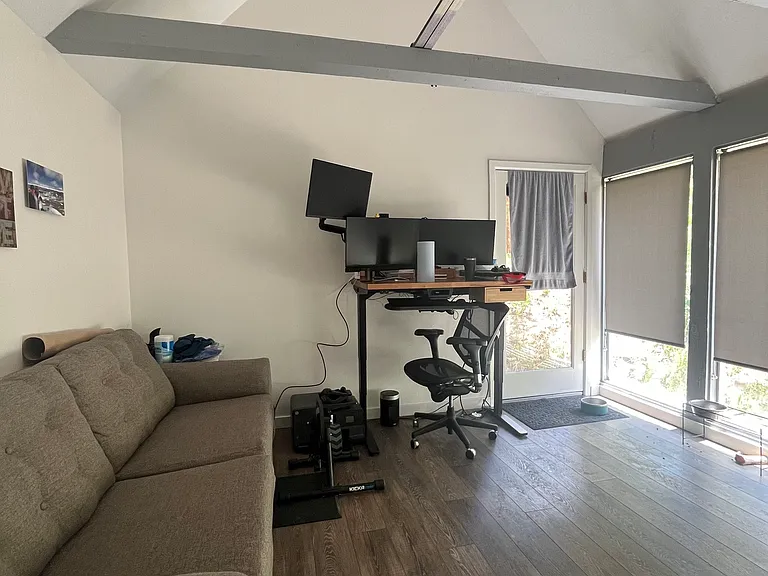 Sally Cir — Photo 6
