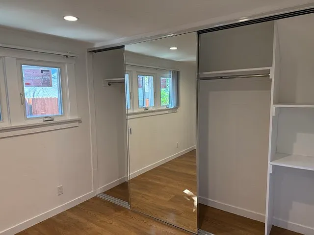 2 bed, 2.5 bath, 950 sqft, $3,350 — Photo 3