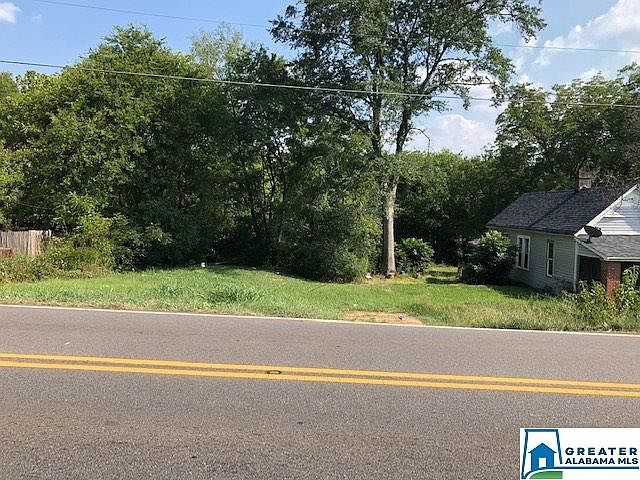 2nd image of 1008 Woodward Rd #1
