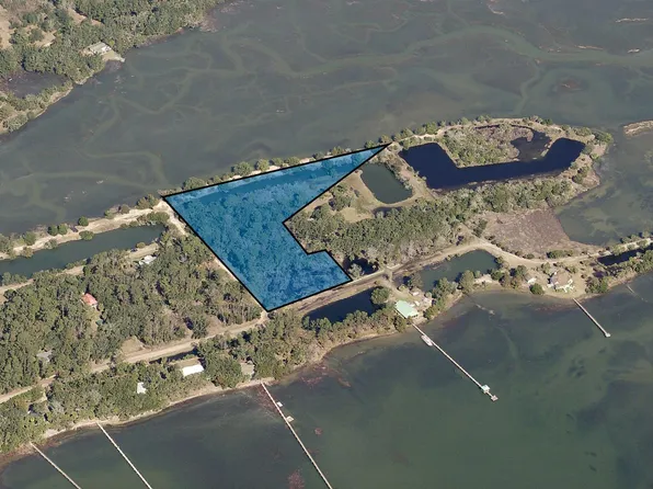 51 Harbor River Cir, Saint Helena Island, SC 29920