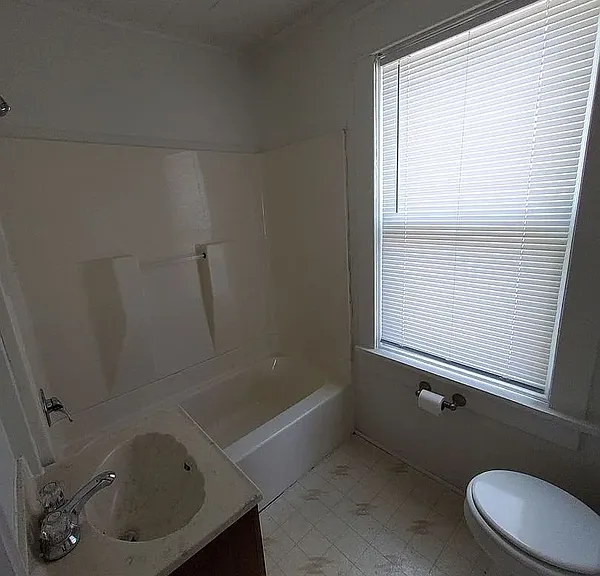 314 W 19th Ave — Photo 7