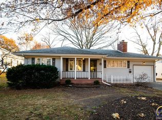 2010 SW Collins Ave, Topeka, KS 66604