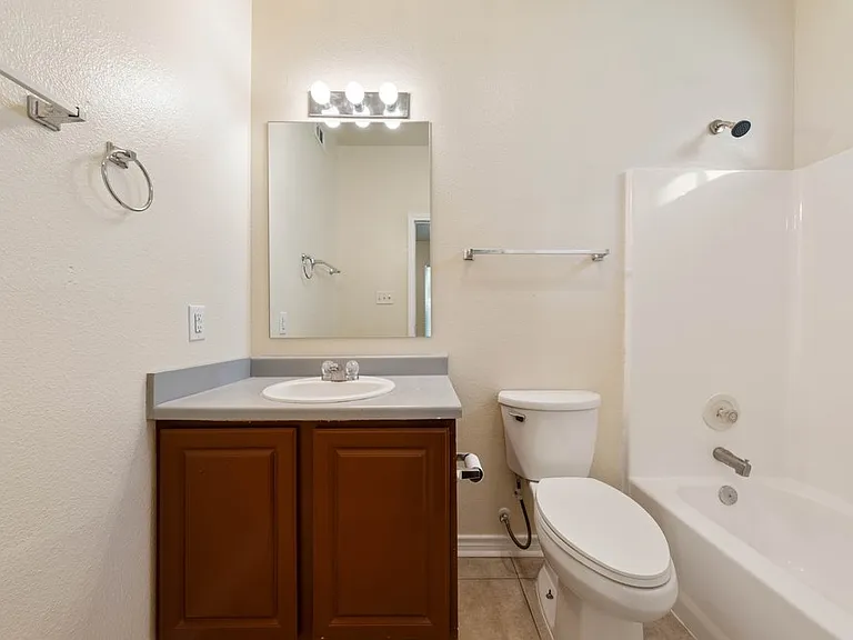 518 Dukeway Dr #1 — Photo 14