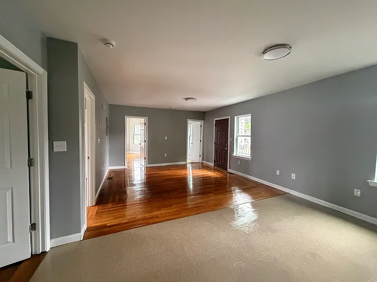 48 Hovendon Ave #1 — Photo 2