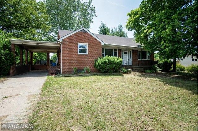 1st image of 5 Kellington Dr
