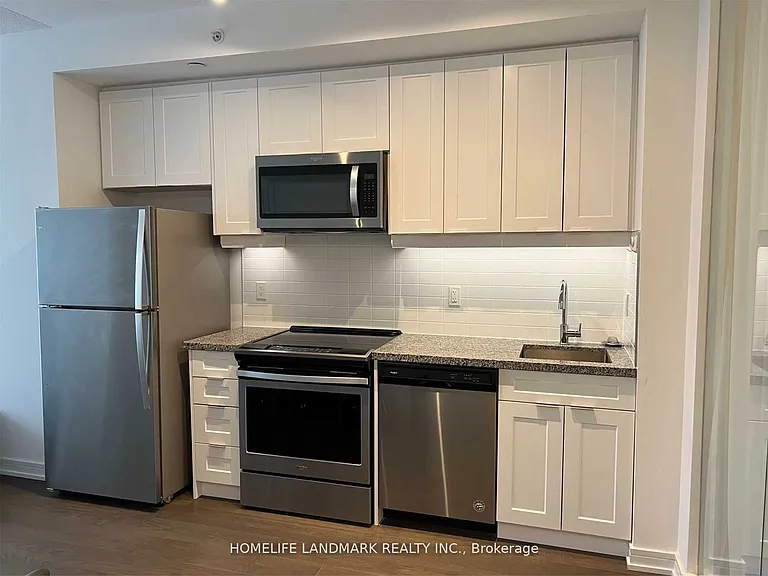 621 Sheppard Ave E #302 — Photo 2