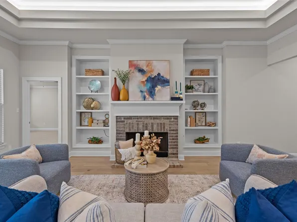 5614 Red Pine St, Shreveport, LA 71129