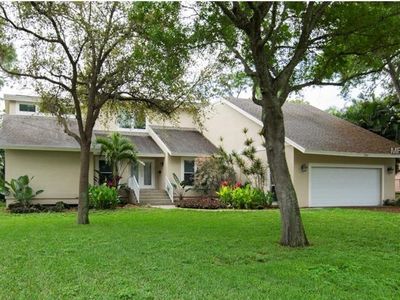 800 Apalachee Dr NE, Saint Petersburg, FL, 33702