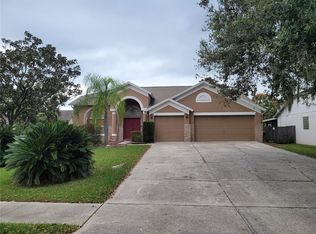 1811 Powder Ridge Dr, Valrico, FL 33594