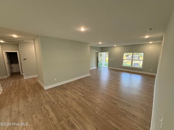 2nd image of 186 Cherry Road