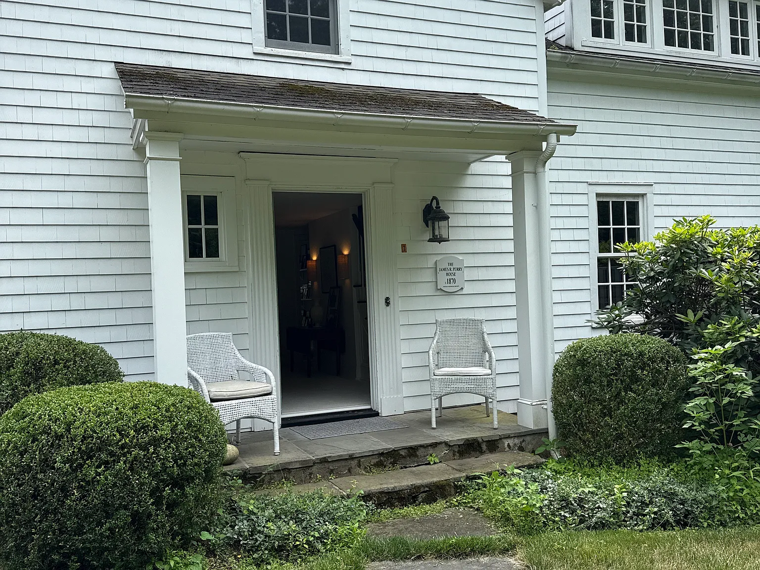 1 Stillwater Ln — Photo 4