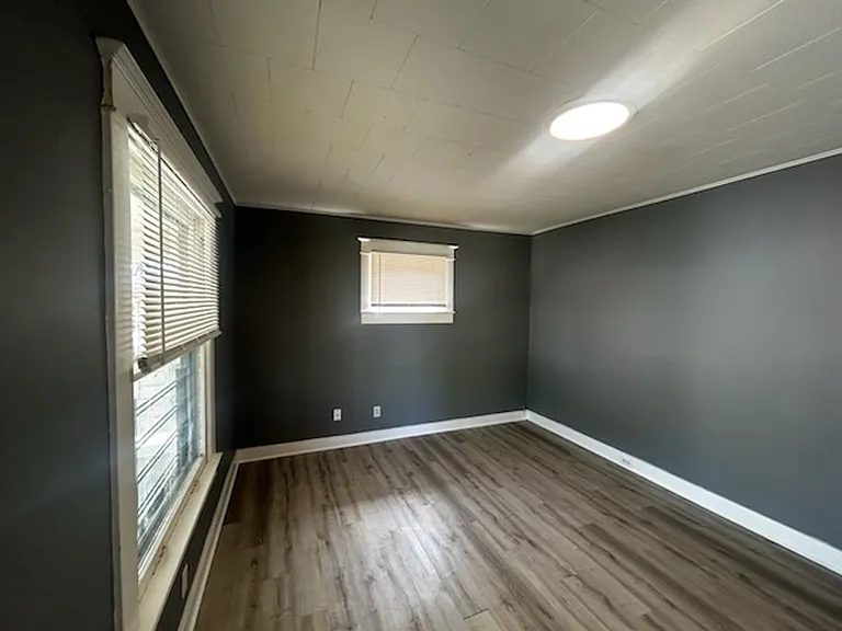 1708 W Gaulbert Ave — Photo 15