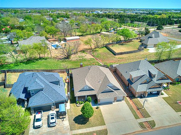 4th image of 1316 Atalon Dr