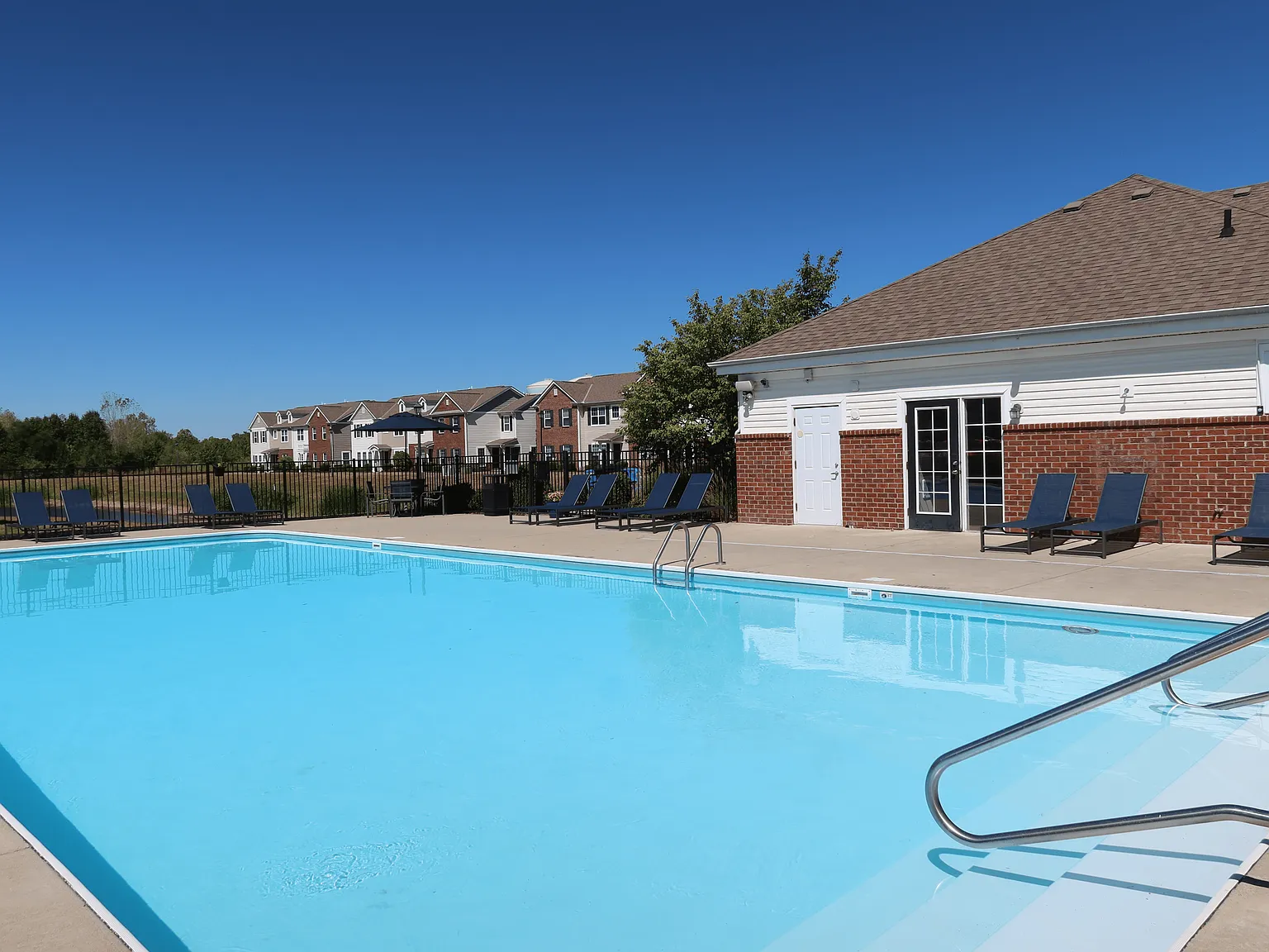 Arbors at Turnberry — Photo 2