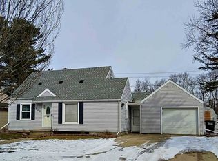 106 W Shalley Dr, Kendallville, IN