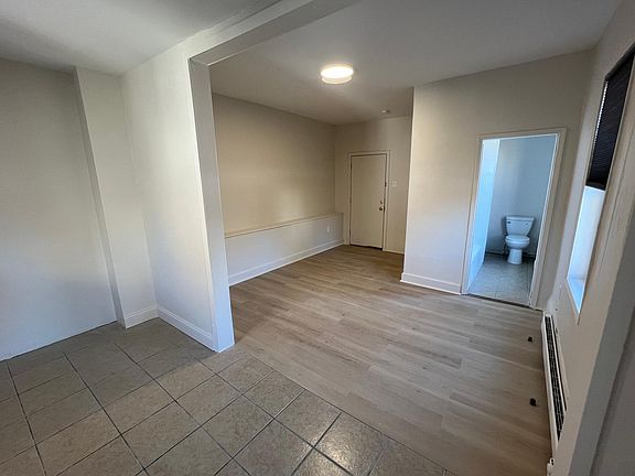 5th image of 171 W Norris St #2R