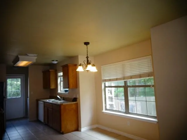 107 Yegua Cir — Photo 3