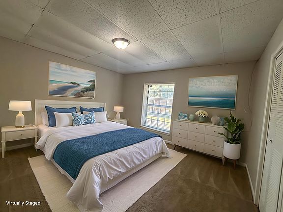 Transform your living experience at Arbor Terrace, where modern comfort meets serene design. This beautifully appointed bedroom offers peace and style, perfect for unwinding after a long day. Don't miss outAaaschedule a tour today!