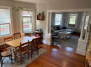137 Rochambeau Ave #1, Providence, RI 02906