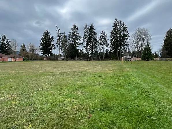 211 Idlewood Ln, Sequim, WA 98382