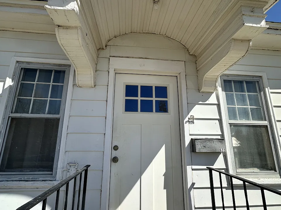 240 7th Ave