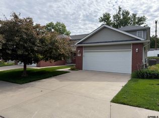 308 S 77th Ct, Lincoln, NE 68510
