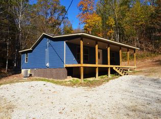 688 Clark Rd, Irvine, KY 40336