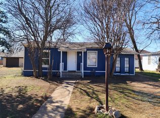 203 Stroud St, Cleburne, TX 76033