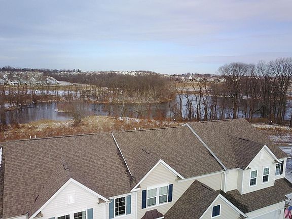 2nd image of 231 Sills Ln