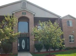 15815 Lakeside Dr APT 8, Southgate, MI 48195