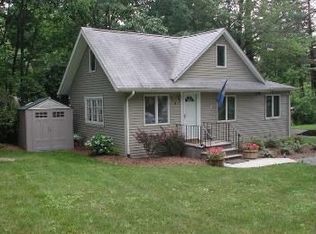 213 Lakeshore Dr, Hewitt, NJ 07421