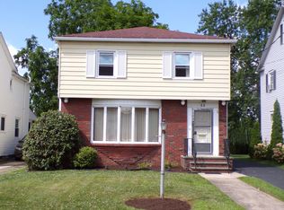 44 Arlington Rd, Kingston, PA 18704