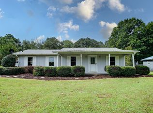 185 Dixie Dr SE, Calhoun, GA 30701