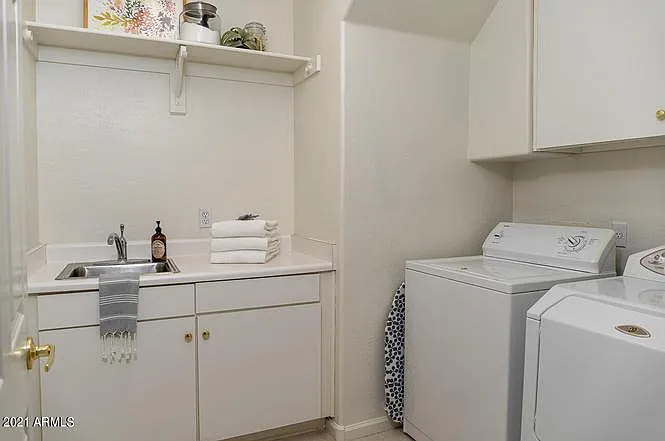 10619 N 140th Way — Photo 31