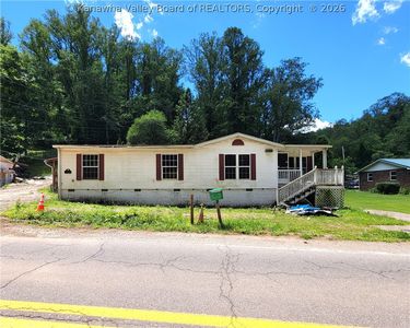 4801 Big Tyler Rd, Cross Lanes, WV, 25313