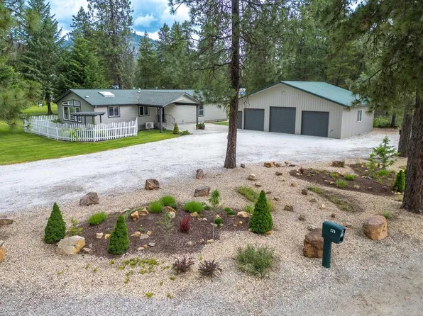 220 Eagle Dr, Chewelah, WA 99109