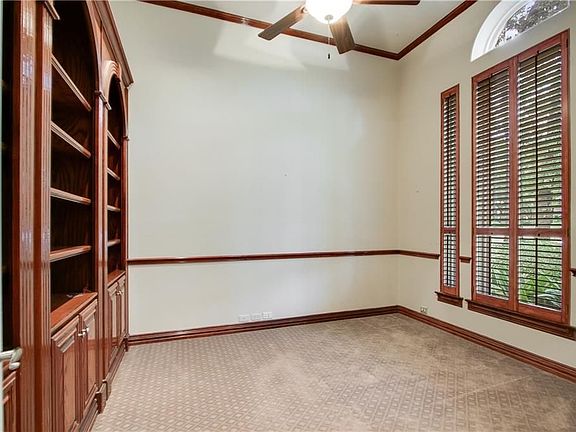4th image of 6400 Kenshire Ct
