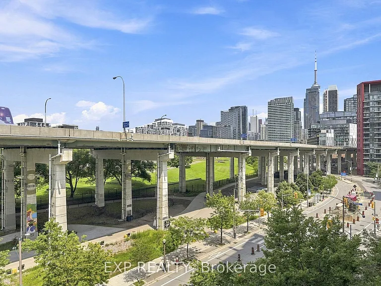 209 Fort York Blvd #667 — Photo 21
