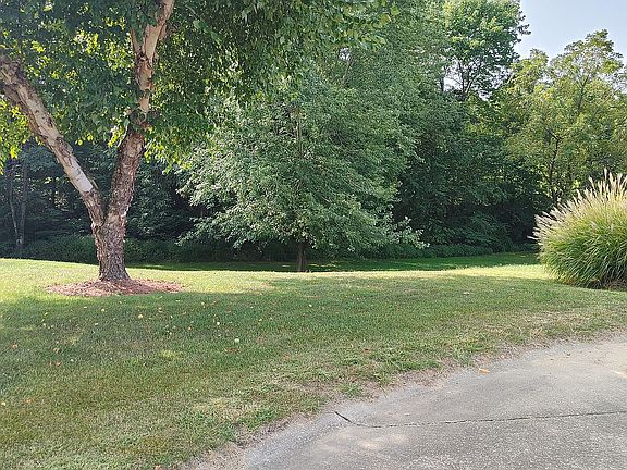 4th image of 11920 Pearl Ln
