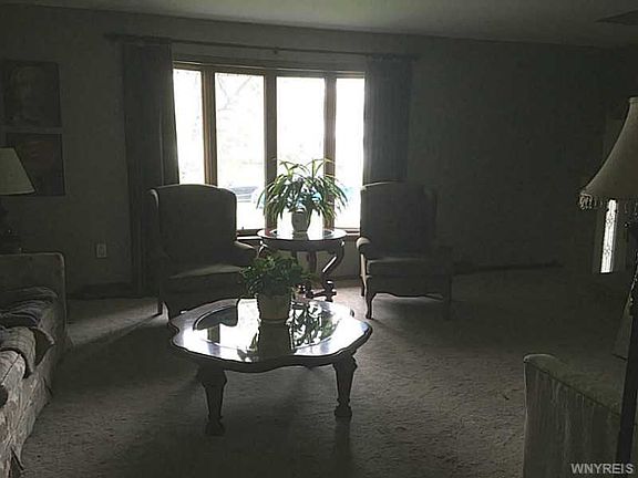 3rd image of 5 Ashford Pl