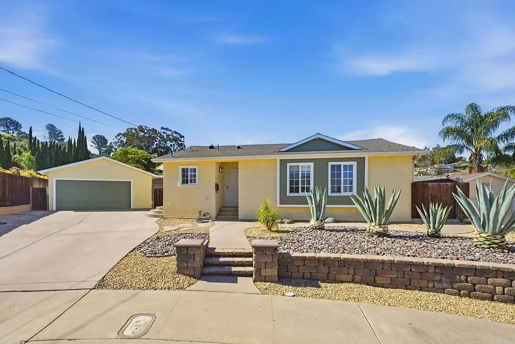 4 bed, 1558 sqft, $4,200 — Photo 1