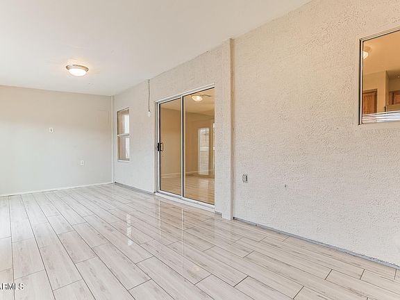 2nd image of 981 E DESERT HOLLY Drive