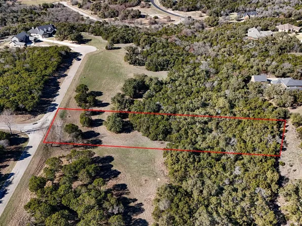 8392 Caprington Ct, Cleburne, TX 76033