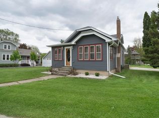 119 W State Rd, North Prairie, WI 53153