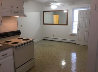 1502 2nd St #2, Rensselaer, NY 12144