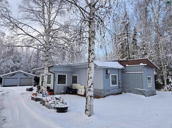 2455 Homestead Dr, North Pole, AK 99705
