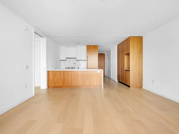 1 West End Avenue image 11 of 19