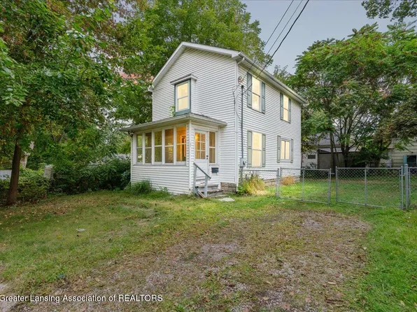 1801 Ada St, Lansing, MI 48910