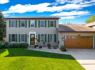 1120 Loren Dr, Joliet, IL