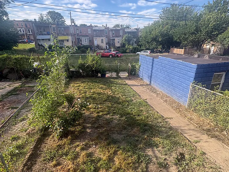 2906 Presbury St — Photo 23